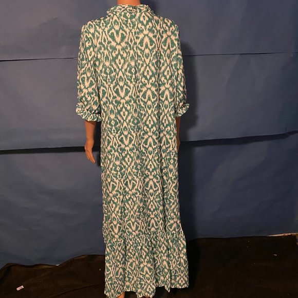 Elegant Green Maxi Dress - Picture 3 of 6